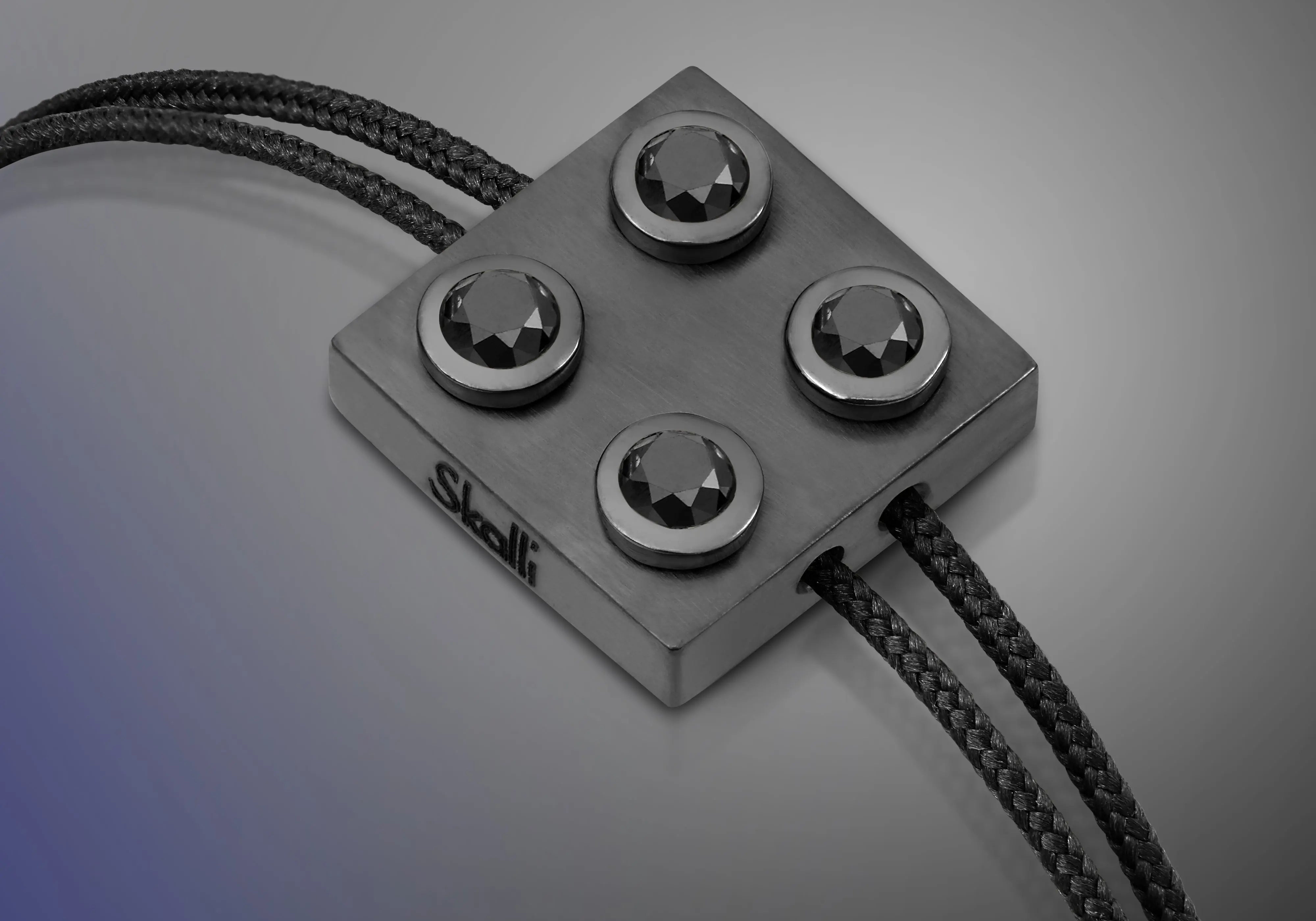 Exclusif-Skalli-dévoile-la-brick-Pure-Icon-une-collection-homme-inédite Skalli-Paris