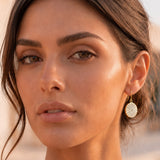 Petite boucles d 'oreilles KIMIKO résine blanche Skalli-Paris