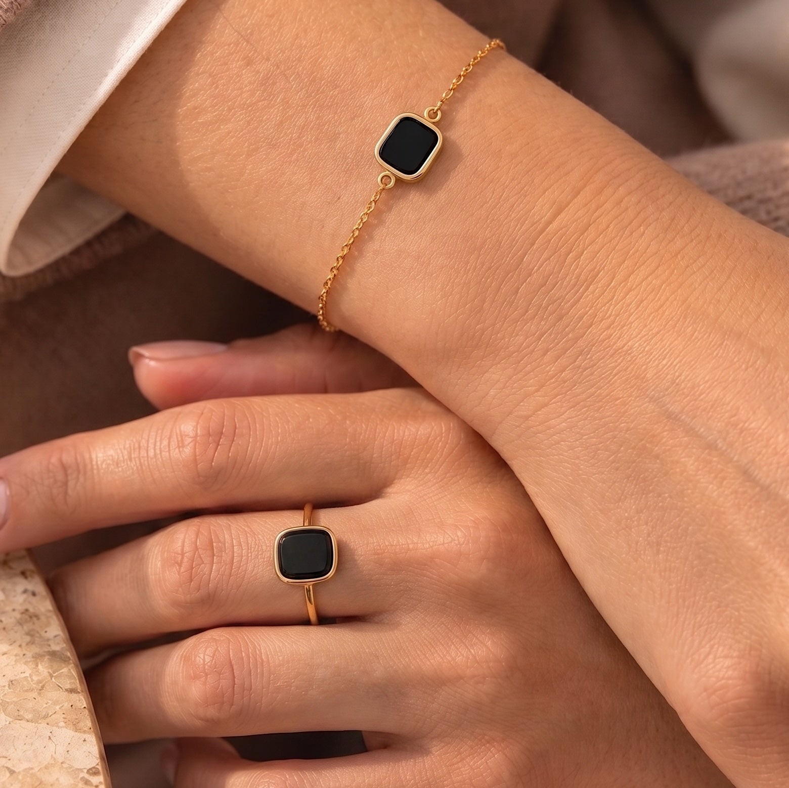 PETITE BAGUE MYKONOS ONYX SKALLI