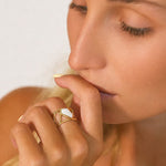 BAGUE THE NEST RESINE BLANCHE Skalli-Paris